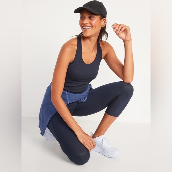 NWT! Navy PowerSoft Cropped Shelf-Bra Tank Top for Women - Multiple Sizes 🤎 - Picture 1 of 11